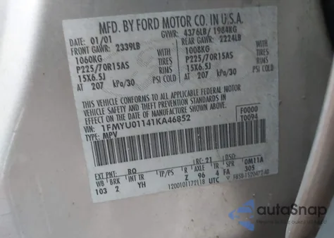 2001 Ford Escape Xls z USA, uszkodzony, nr VIN 1FMYU01141KA46852